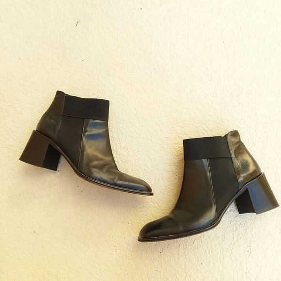 Via Spiga Shoes - VIA SPIGA Black Chunky Heel Ankle Boots Size 7